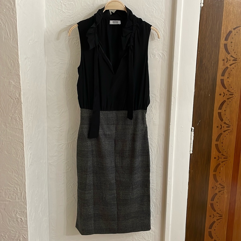 MOSCHINO CHEAP AND CHIC Women's Mid-Length Work Dress Size US 6 In Black